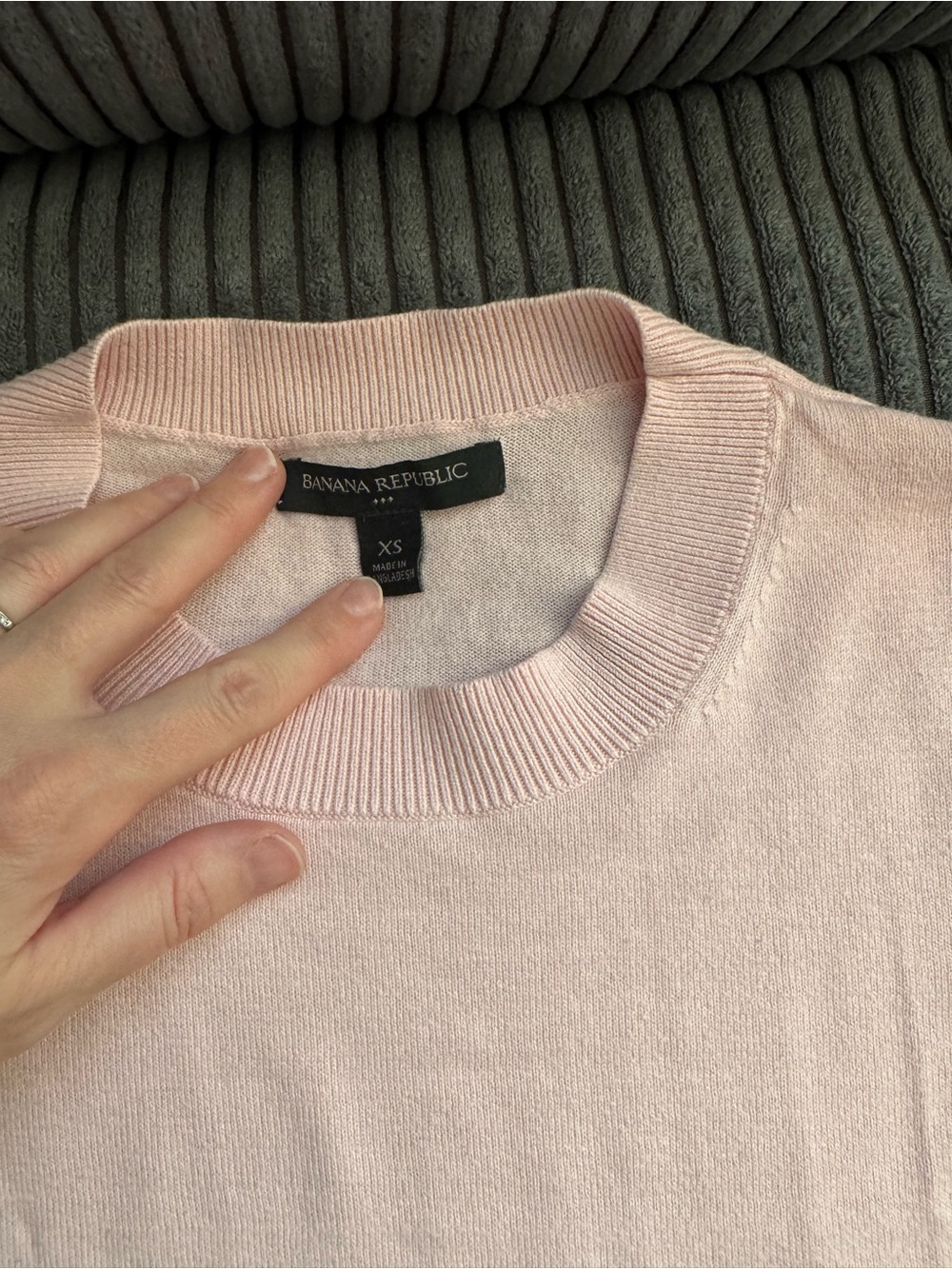 Banana Republic Light Pink Crewneck Sweater